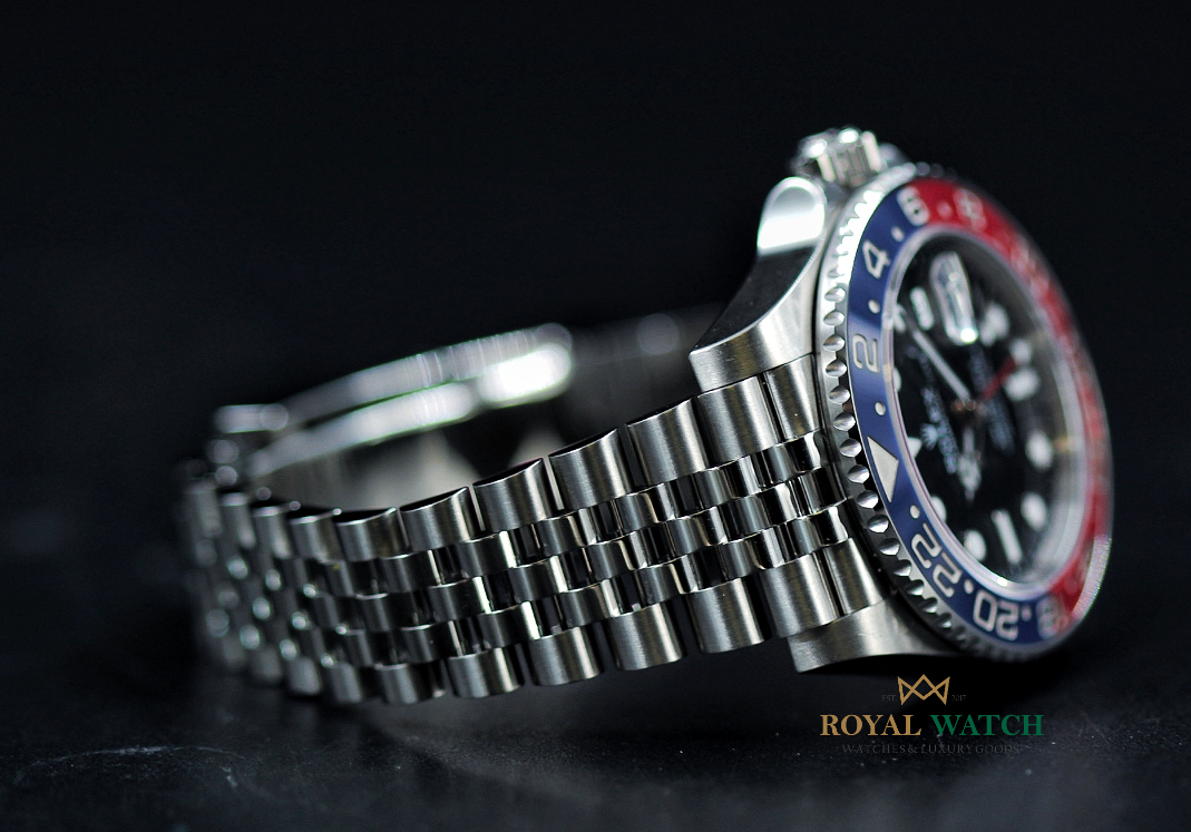 Rolex GMT-Master II "Pepsi" (Pre-Owned)