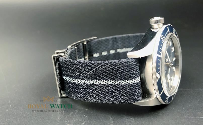 Black bay blue nato on sale