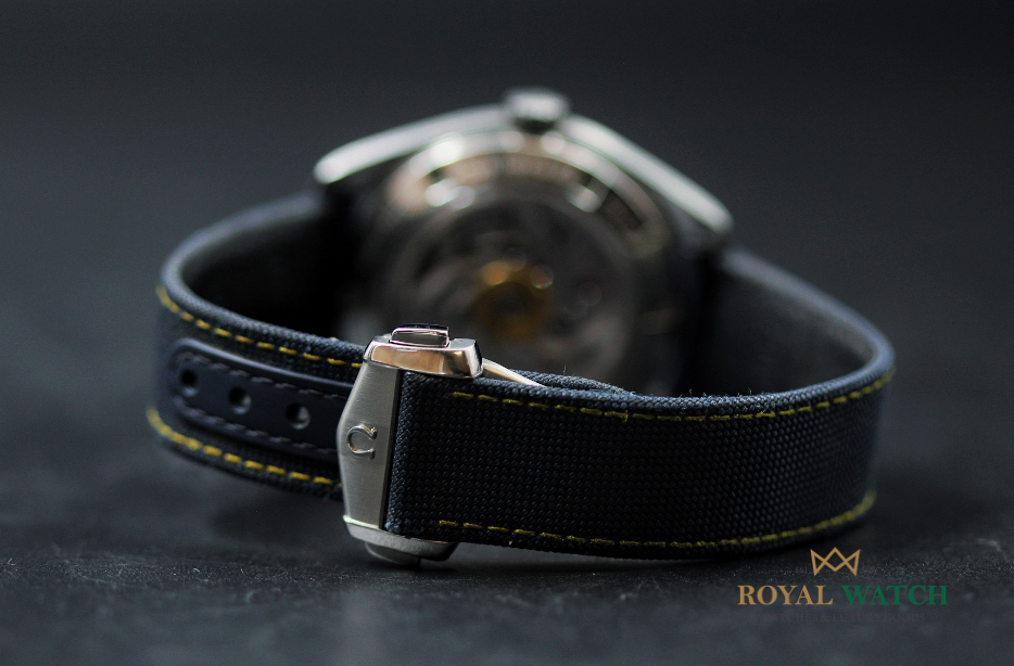 Omega Seamaster Aqua Terra James Bond "SPECTRE" (Pre-Owned)