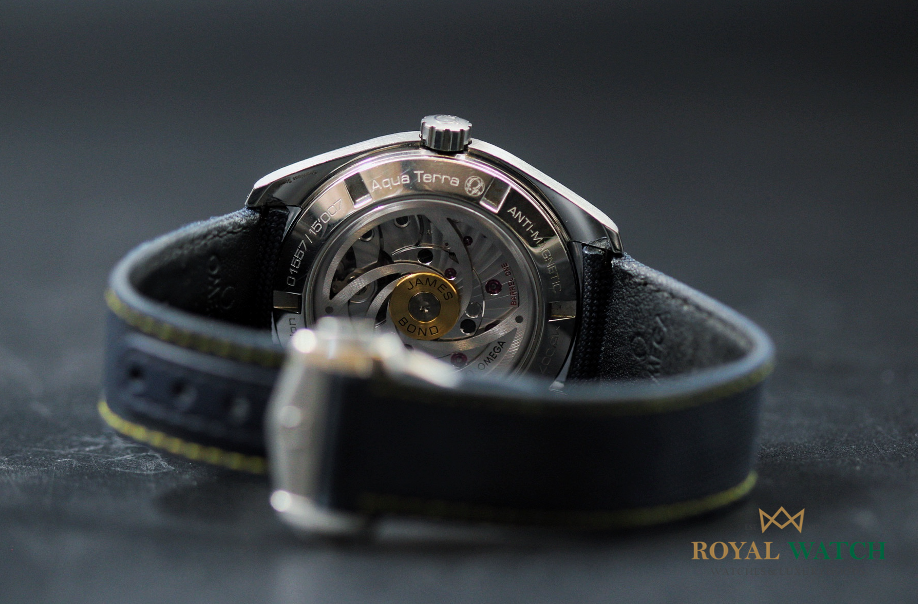 Omega Seamaster Aqua Terra James Bond "SPECTRE" (Pre-Owned)
