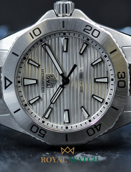 Tag Heuer Aquaracer Professional 200 - WBP1111.BA0627 (New)