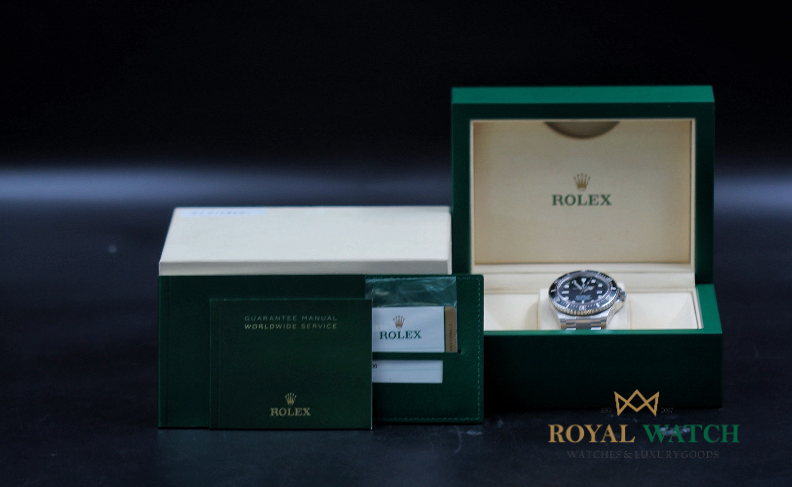 Rolex Sea-Dweller 4000 Ceramic (Pre-Owned)